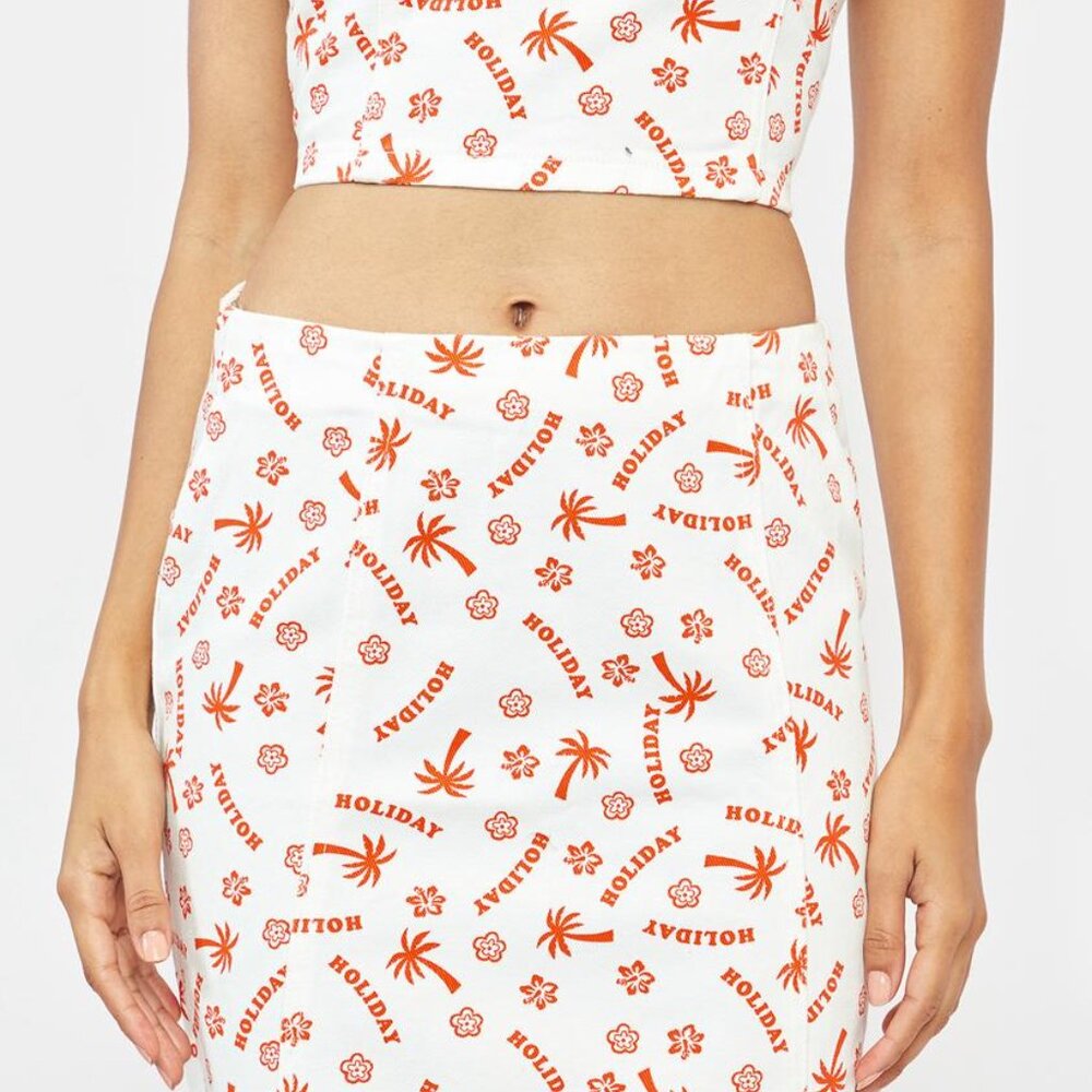 Glamorous Denim US Sz 10 Medium Holiday Print White Denim High Waist Mini Skirt - Picture 2 of 10